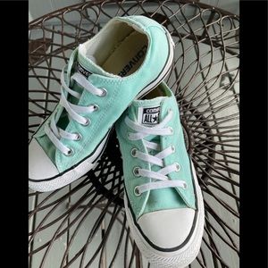 Converse Chuck Taylor Women Shoes
